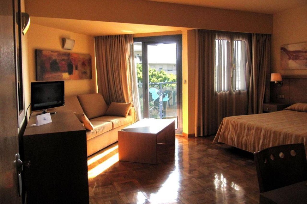 בנאלמדנה Apartamentos Ms Pepita מראה חיצוני תמונה